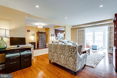 4127 S Four Mile Run Dr unit 303, Arlington, VA 22204 - photo 7