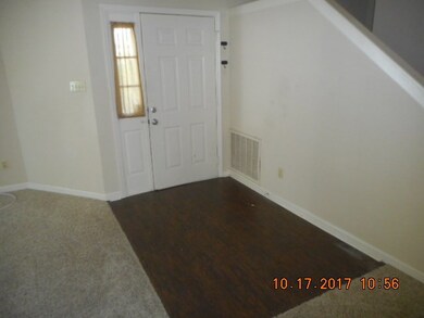 Foyer / Entry
