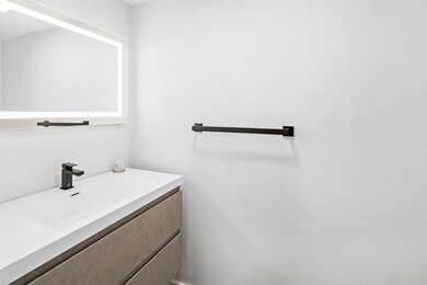 31 Harrison St unit B, Roslindale, MA 02131 - photo 4