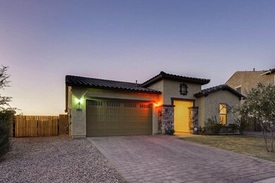 3622 E Carob Dr Gilbert AZ-MLS_Size-002-