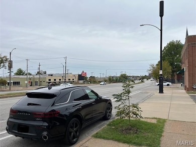 1825 S 7th St unit 1-3, Saint Louis, MO 63104 - photo 2