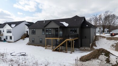 19-web-or-mls-9436-28th-ave