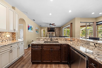 5601 Wellington Dr, Palm Harbor, FL 34685 - photo 5