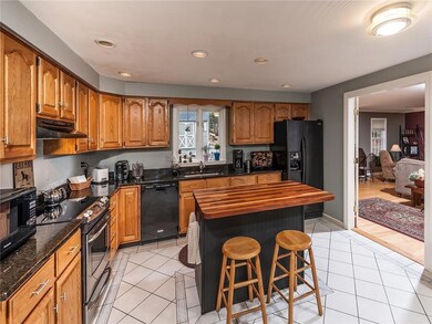 Leading from the kitchen into the...