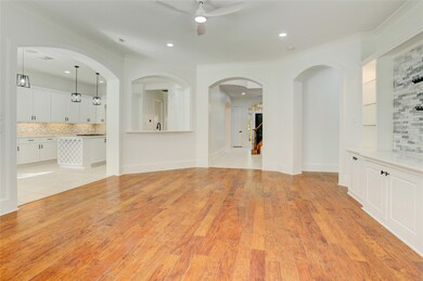 Large Living Room Open to the Kitchen - Perfect fo