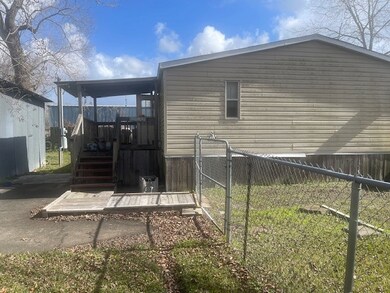 5833 Jerrycrest Dr, Pearland, TX 77584 - photo 2