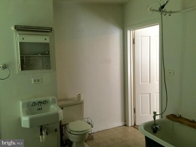 507 S 2nd St, Chambersburg, PA 17201 - photo 6