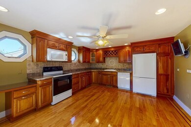 541 South St, Wrentham, MA 02093 - photo 7