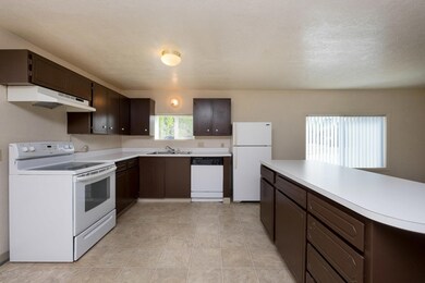 1925 SE 3rd St, Lincoln City, OR 97367 - photo 5