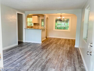 2918 Farmer Terrace, Jacksonville, FL 32216 - photo 4