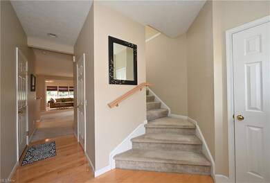 111 Ledgestone Ct, Berea, OH 44017 - photo 3