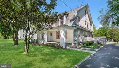 2522 W Walnut St, Colmar, PA 18915 - photo 2