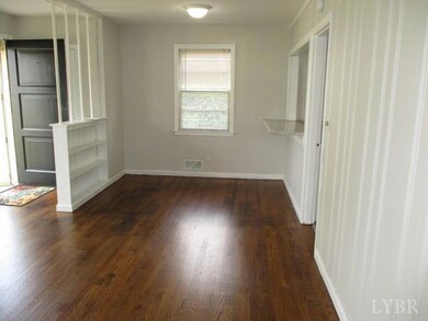 762 Crestwood Cir, Lynchburg, VA 24502 - photo 3