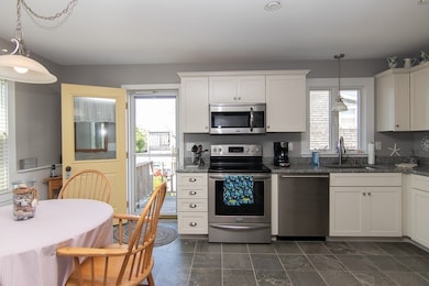 25 Silver Shell Ave, Mattapoisett, MA 02739 - photo 4