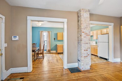 738 Paris Ave SE, Grand Rapids, MI 49503 - photo 3