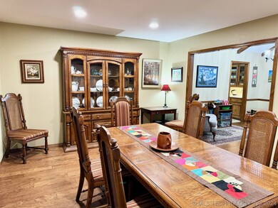 2701 Kensington Way, Bartlesville, OK 74006 - photo 5