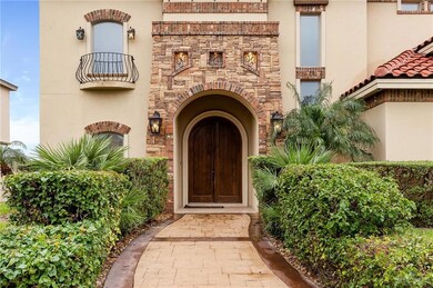 2214 W Rhin Dr, Edinburg, TX 78539 - photo 2