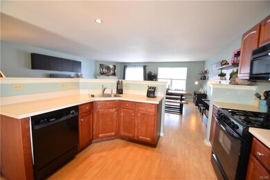 6961 Hunt Dr, Macungie, PA 18062 - photo 4