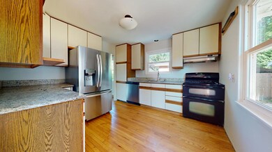1308ColgateCir,AnnArbor-25