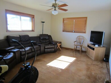 Family room/potential 4th bedroom