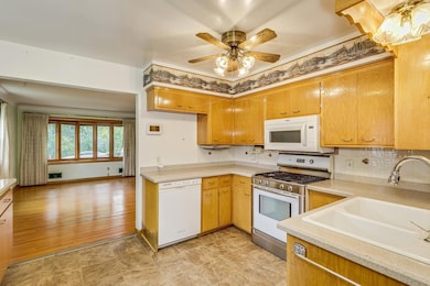 69 Amelia Ave, Saint Paul, MN 55118 - photo 6