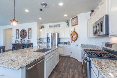 7) KITCHEN