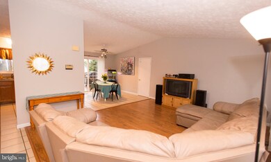 10716 Autumn Leaf Place, Germantown, MD 20876 - photo 5