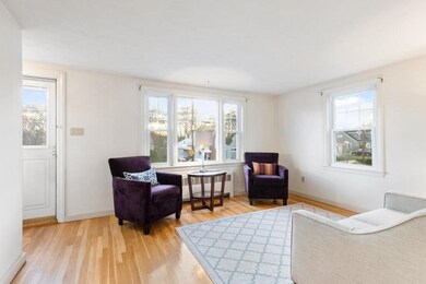 19 Chesbrough Rd, West Roxbury, MA 02132 - photo 3