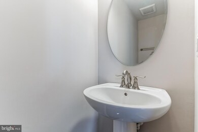 5702 River Shark Ln, Waldorf, MD 20602 - photo 7