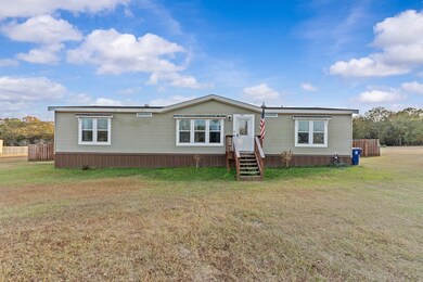 200 Apricot Dr, Headland, AL 36345 - photo 2