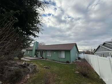 3720 E Presidential Dr, Meridian, ID 83642 - photo 4