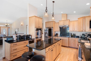 1554 N Grover Ave, East Wenatchee, WA 98802 - photo 2