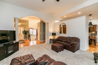 7402 1st Ave NW, Cedar Rapids, IA 52405 - photo 5