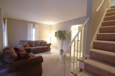 562 Westphal Ave, Columbus, OH 43213 - photo 6