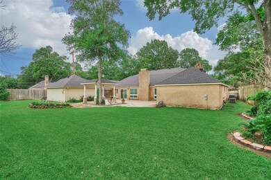 214 Briar Hill Dr, Houston, TX 77042 - photo 2