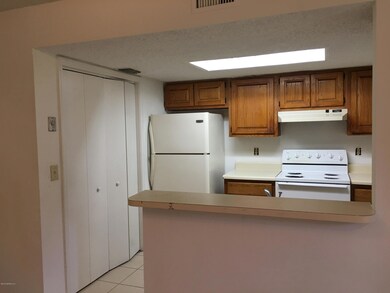 7621 Melissa Ct N, Jacksonville, FL 32210 - photo 4