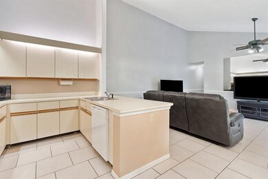 1218 Shibumy Cir unit D, West Palm Beach, FL 33415 - photo 7