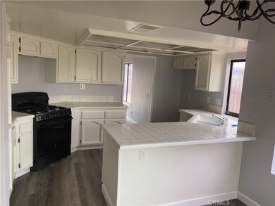 24347 Bairndale Dr, Moreno Valley, CA 92553 - photo 3