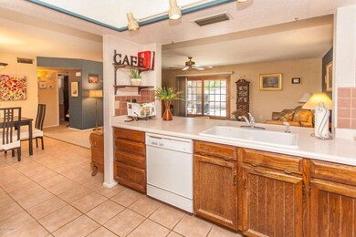 Light and Bright Kitchen