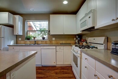 20060 SE Calvin Way-21