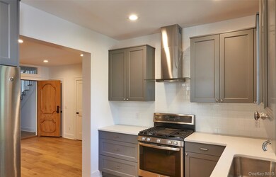 125 Warren St, Hudson, NY 12534 - photo 7