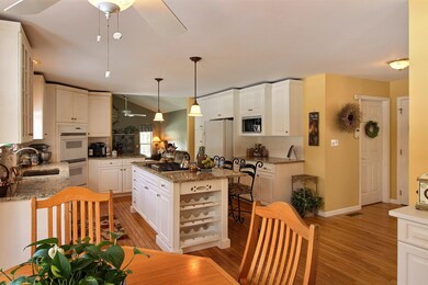 226 Longwoods Dr, Saylorsburg, PA 18353 - photo 2