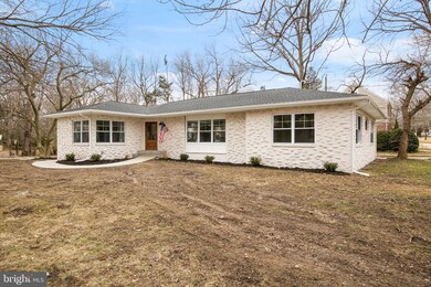 301 N Newton Lake Dr, Collingswood, NJ 08108 - photo 2