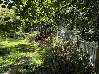 8706 Stearns Rd, Olmsted Township, OH 44138 - photo 3