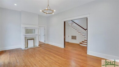 411 W 36th St, Savannah, GA 31401 - photo 5