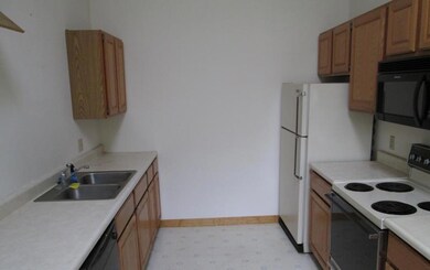 152 Mckeen St unit D21, Brunswick, ME 04011 - photo 4