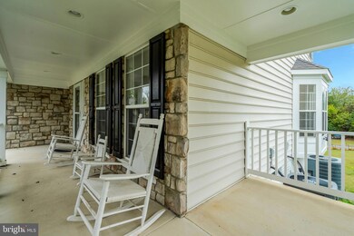 8411 Lanier Overlook Ct, Bristow, VA 20136 - photo 6