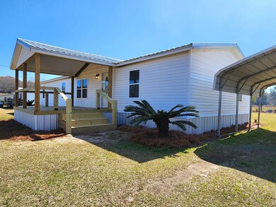 109 Fern Ct, Fitzgerald, GA 31750 - photo 2