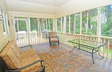 MLS_DSC_0032_screened porch 1