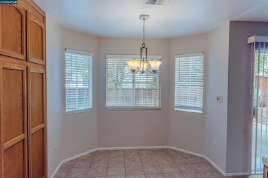 1057 Green Point Ct, Concord, CA 94521 - photo 5